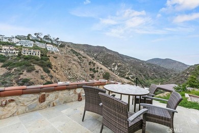 EMERALD BAY | RENTAL | 345 Emerald Bay presents a rare - photo 38