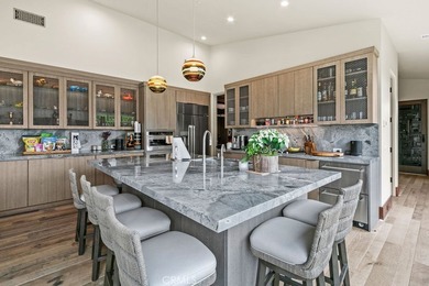 EMERALD BAY | RENTAL | 345 Emerald Bay presents a rare - photo 41