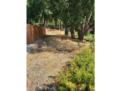Rare USP (unique selling proposition) of vacant land parcel with - photo 9