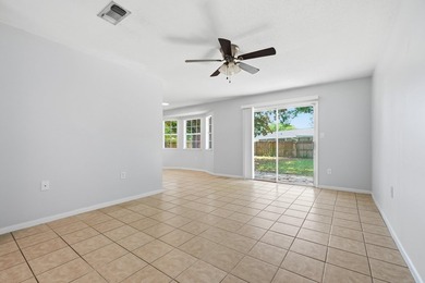 Spacious 3-Bedroom, 2-Bath All-Brick Home in Desirable Palm - photo 13