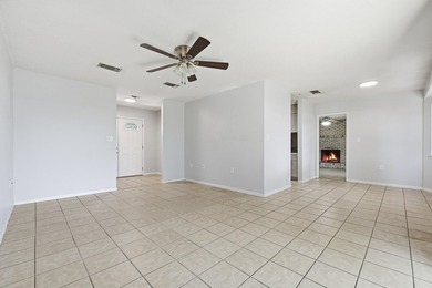 Spacious 3-Bedroom, 2-Bath All-Brick Home in Desirable Palm - photo 14