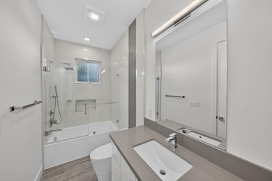 Modern design and exceptional craftsmanship define this stunning - photo 20