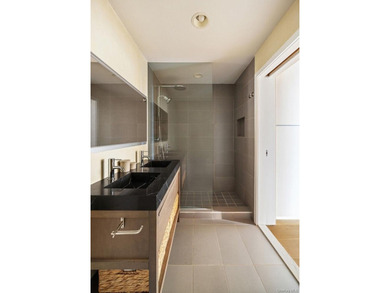 Featured in Architectural Digest and impeccably curated by Past - photo 20