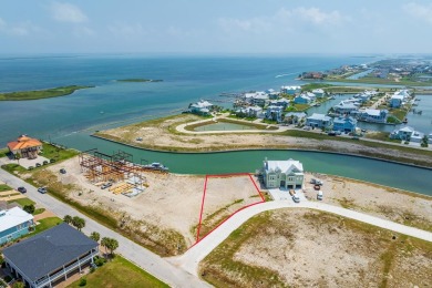 Redfish Bay Lot Active Under Con in Rockport Texas