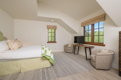 Private and serene, with spectacular East Fork creek frontage - photo 22