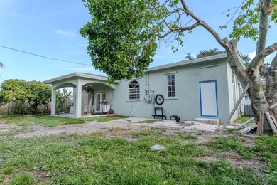 Spacious 4BR/2BA CBS home on a massive, fully fenced 9,000 SF - photo 24