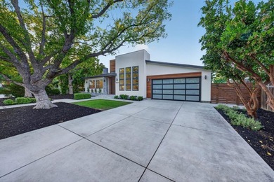Modern design and exceptional craftsmanship define this stunning - photo 30