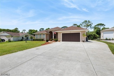 CUSTOM POOL HOME ON HALF ACRE LOT! NO HOA! Discover a rare blend - photo 31