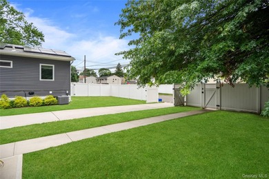 Welcome to this Beautifully Renovated Ranch-Style Home in - photo 40