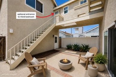 Investor opportunity in Downtown Huntington Beach! Featuring a - photo 15