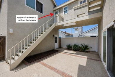 Investor opportunity in Downtown Huntington Beach! Featuring a - photo 16