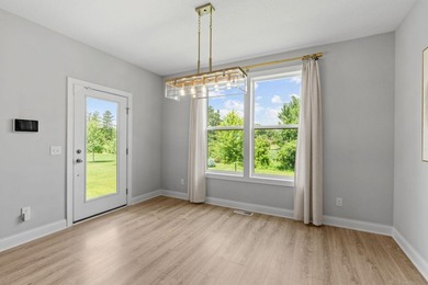 Don't miss your opportunity to secure this good-as-new - photo 26