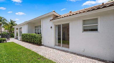 Nestled within the prestigious Palm Beach Polo & Country Club - photo 10