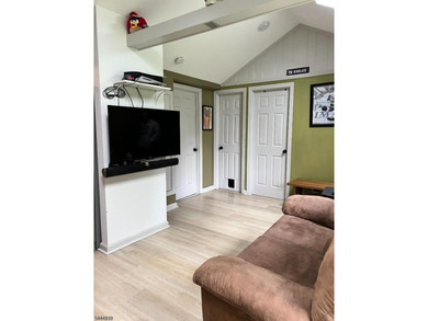 Take a look at this beautiful 3 bedroom 1 bath home tucked away - photo 8