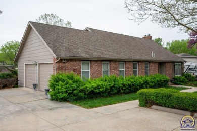 Lake Home Sale Pending in Topeka, Kansas