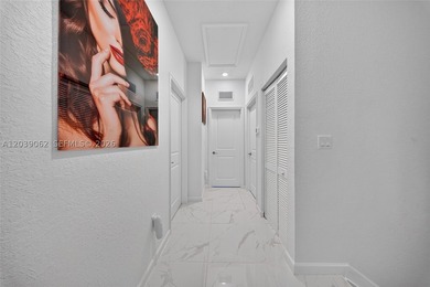 Welcome to this beautiful brand-new 3-bedroom, 2.5-bathroom - photo 4