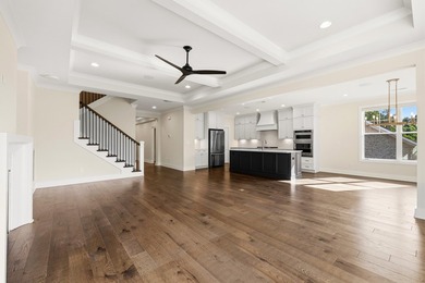 Welcome to Brookmere Manor, one of Farragut's most prestigious - photo 8