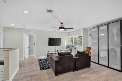 Immaculate modern 4BR home with LOFT, downstairs DEN/ OFFICE - photo 32