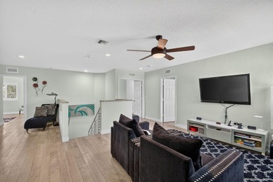 Immaculate modern 4BR home with LOFT, downstairs DEN/ OFFICE - photo 33