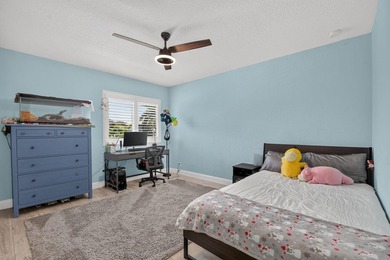 Immaculate modern 4BR home with LOFT, downstairs DEN/ OFFICE - photo 42