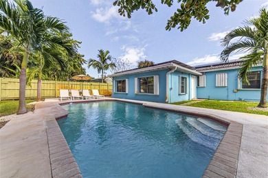 Come see this solar-powered 3 bedroom/ 2 bath home with lovely - photo 1