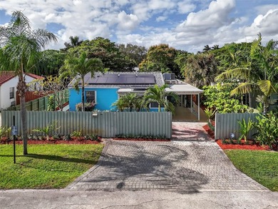 Come see this solar-powered 3 bedroom/ 2 bath home with lovely - photo 2