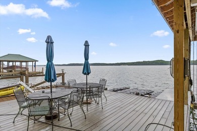 Water Front Living at its beste relax on the main channel of - photo 3