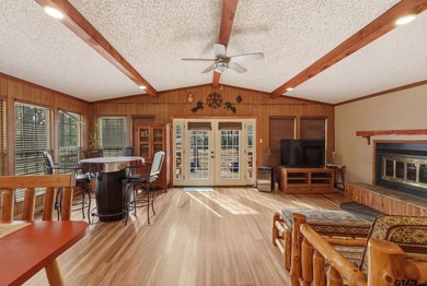The Ultimate Holly Lake Retreat: Modern Updates & Resort Living - photo 14