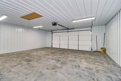 PRIVATE 17.92 ACRE TRETREAT WITH OUTBUILDINGS. 3 BEDROOM, 2 BATH - photo 32