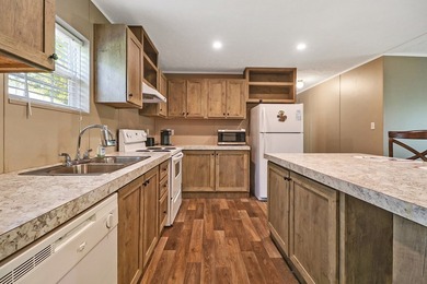 PRIVATE 17.92 ACRE TRETREAT WITH OUTBUILDINGS. 3 BEDROOM, 2 BATH - photo 37