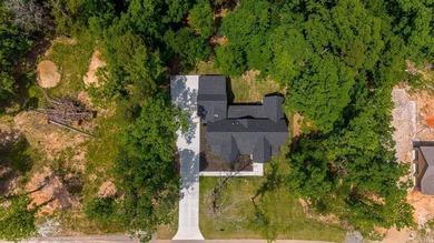 PICTURE PERFECT HOME... Nestled in a tree shaded 1 acre lot in - photo 4