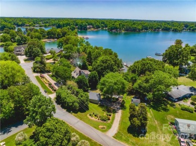 Lake Norman Lot For Sale in Cornelius North Carolina