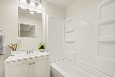 Welcome home to this beautifully remodeled 3-bedroom, 2-bath gem - photo 18