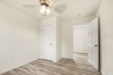 Welcome home to this beautifully remodeled 3-bedroom, 2-bath gem - photo 19