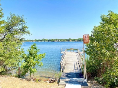 Lake Granbury Lot For Sale in Granbury Texas