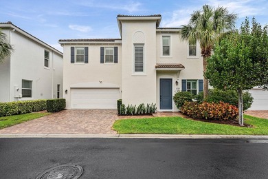 Welcome to this beautifully updated Mirabella model in the - photo 1