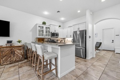 Welcome to this beautifully updated Mirabella model in the - photo 5