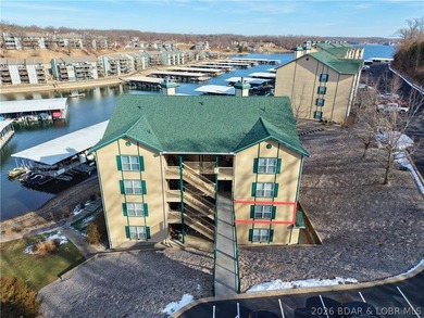 Experience Lake of the Ozarks living at its finest in this - photo 41