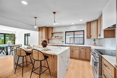 Located in the highly desirable South Coast Metro / Sandpointe - photo 8