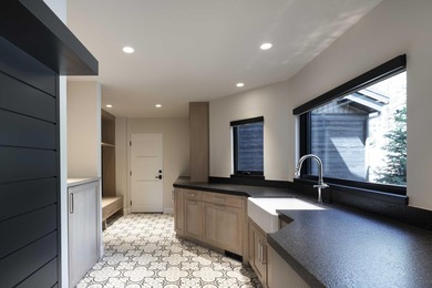 Set against one of Elkhorn's most coveted view corridors, this - photo 16