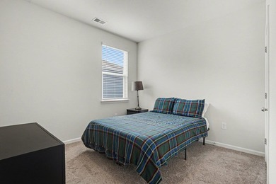 Welcome to this quiet neighborhood in the desirable Ridgefield - photo 21