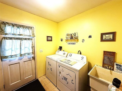 Experience timeless elegance in this impressive 5 bedroom, 2.5 - photo 23