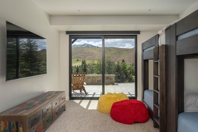 Set against one of Elkhorn's most coveted view corridors, this - photo 33