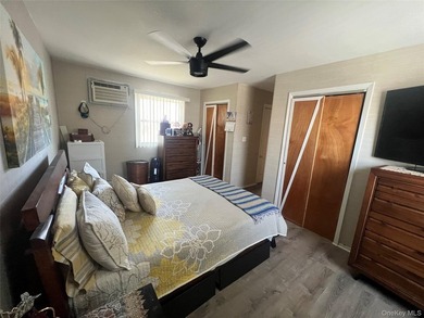 Legal 2 family house in excellent condition - built in 1985. It - photo 15