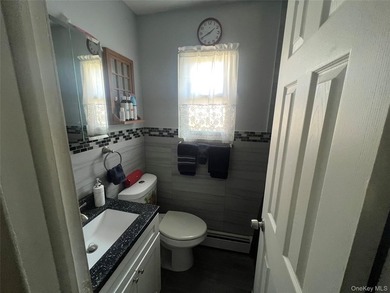 Legal 2 family house in excellent condition - built in 1985. It - photo 21