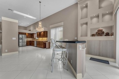 Welcome to this well-appointed single-story residence in Hampton - photo 5