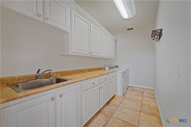 Brand new Roof, Fresh interior paint and Handicap accessible!!!