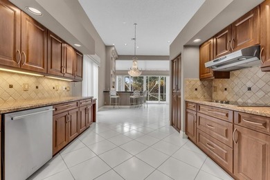 Welcome to this well-appointed single-story residence in Hampton - photo 10