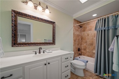 Brand new Roof, Fresh interior paint and Handicap accessible!!!