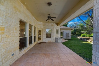 Brand new Roof, Fresh interior paint and Handicap accessible!!!